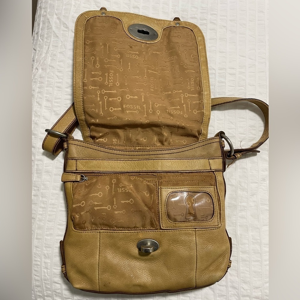 FOSSIL leather cross body - Picture 4 of 4